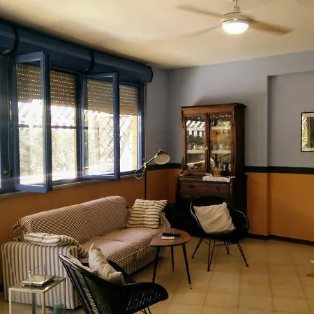 Apartment Bellissimo Di 3 A A 10 Minuti Dal Mare Castiglioncello